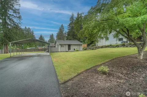 3945 NE Hidden Firs Ln, Bremerton, WA 98311