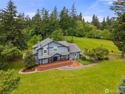 8711 Steamboat Island Rd NW, Olympia, WA 98502