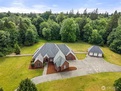 7841 Canterwood Dr SE, Olympia, WA 98513