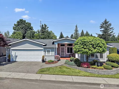 21804 SE 272nd Pl, Maple Valley, WA 98038