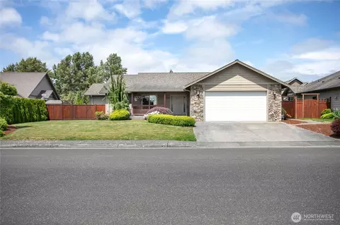 1466 Patriot Ct, Ferndale, WA 98248