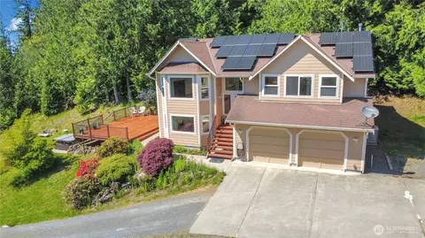 41216 305 Ave SE, Enumclaw, WA 98022