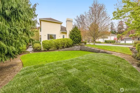 Exterior - 15409 101st Pl NE, Bothell, WA 98011 photo 4 of 5