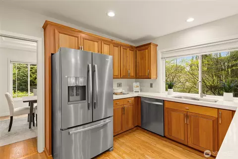 Kitchen - 15409 101st Pl NE, Bothell, WA 98011 photo 3 of 5