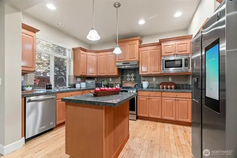 Kitchen - 23504 9th Ave SE, Bothell, WA 98021 photo 1 of 3