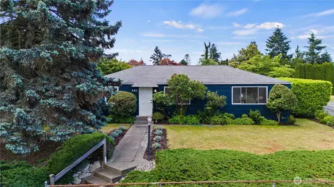 161 SW 185th St, Normandy Park, WA 98166
