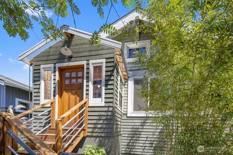 932 Martin Luther King Jr Way, Seattle, WA 98122