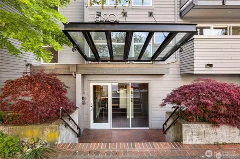 5901 Phinney Ave N #302, Seattle, WA 98103