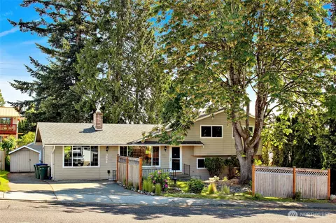 3406 Crestline Pl, Bellingham, WA 98226