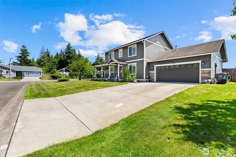 2435 Baldwin Pl, Blaine, WA 98230
