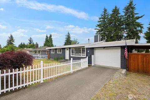 2119 Aberdeen Ave NE, Renton, WA 98056