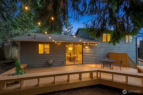 Exterior - 332 163rd Pl SE, Bothell, WA 98012 photo 4 of 6