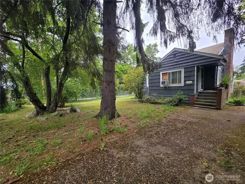 2500 S 208 St, Seatac, WA 98198