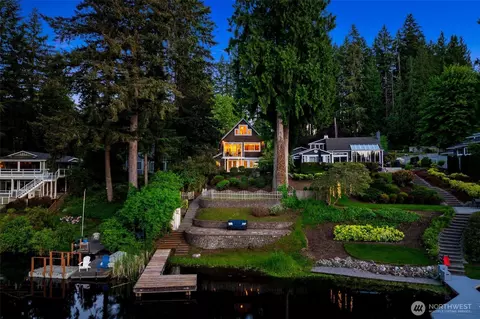 2057 E Beaver Lake Dr SE, Sammamish, WA 98075