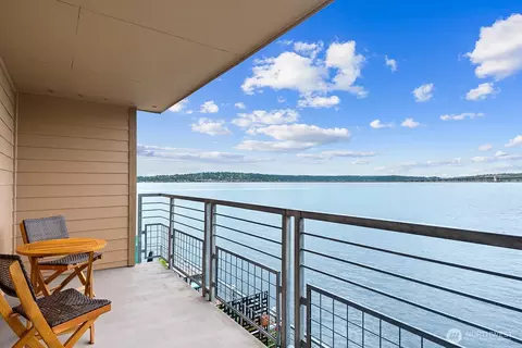 334 Lakeside Ave S #207, Seattle, WA 98144