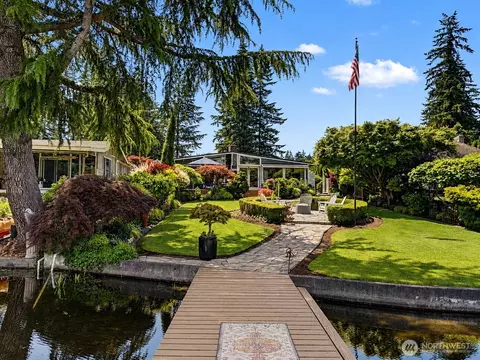 29206 218th Pl SE, Black Diamond, WA 98010