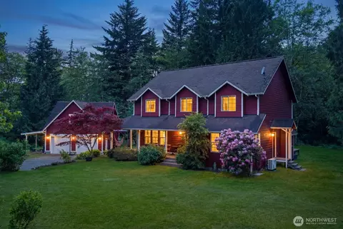 14716 180th Ave NW, Gig Harbor, WA 98329