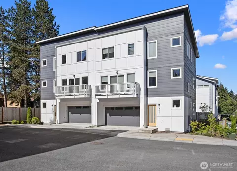 8025 177th Pl NE #C101, Kenmore, WA 98028