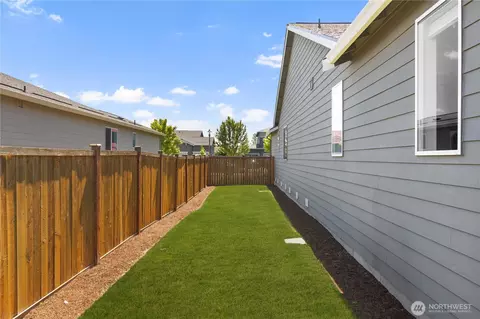 Exterior - 3569 Elmont Ave, Enumclaw, WA 98022 photo 7 of 7