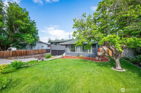 1127 S Miller St, Wenatchee, WA 98801