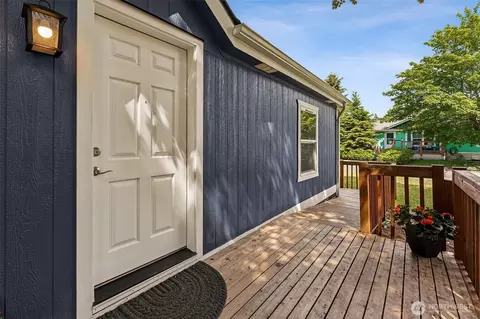 22206 92nd Avenue Ct E #7, Graham, WA 98338