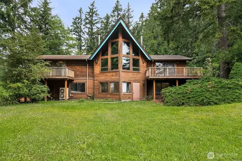 4642 Oyster Bay Rd NW, Olympia, WA 98502