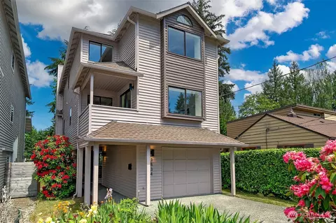 3834 NE 86th St, Seattle, WA 98115