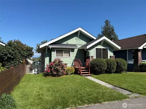 3850 36th Ave SW, Seattle, WA 98126
