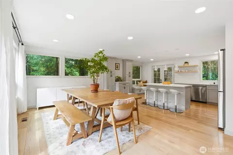 Dining - 132 224th St SE, Bothell, WA 98021 photo 1 of 3