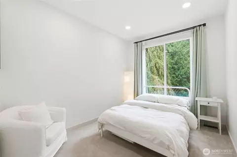 Bedroom - 132 224th St SE, Bothell, WA 98021 photo 2 of 4