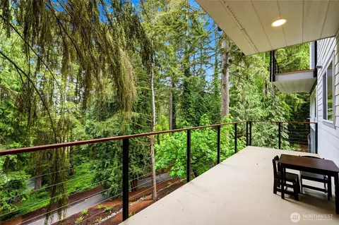 Exterior - 132 224th St SE, Bothell, WA 98021 photo 3 of 13