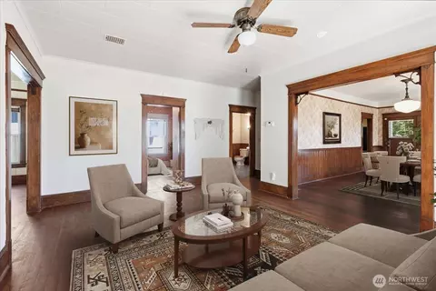Living - 1621 Colby Ave, Everett, WA 98201 photo 5 of 5