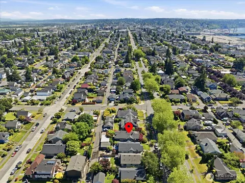 View/Area - 1621 Colby Ave, Everett, WA 98201 photo 5 of 6