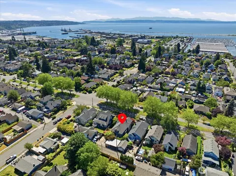 View/Area - 1621 Colby Ave, Everett, WA 98201 photo 4 of 6