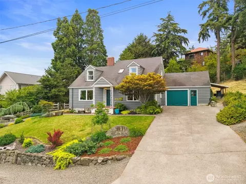 1231 Monroe St, Port Townsend, WA 98368