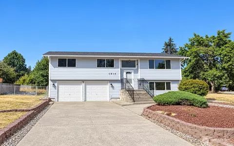 1615 154th St E, Tacoma, WA 98445