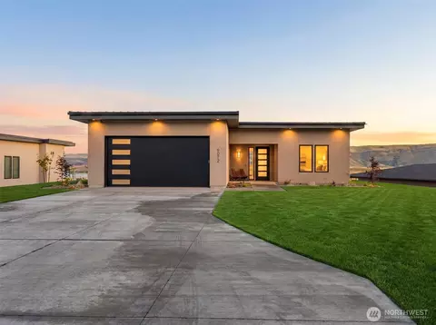 9072 NW Trellis Ln, Quincy, WA 98848