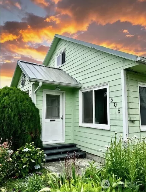 505 Waldron St, Sedro Woolley, WA 98284