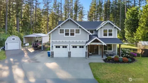 13525 409th Ave SE, North Bend, WA 98045