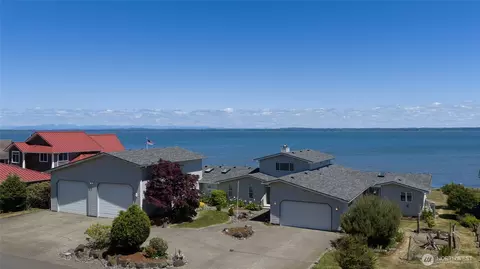 544 Chinook Ave SE, Ocean Shores, WA 98569