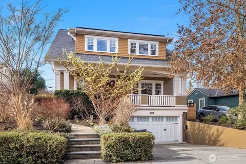 5113 47th Ave NE, Seattle, WA 98105