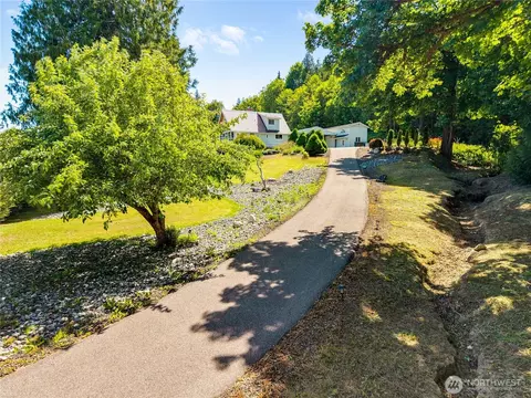 3280 Dabob Rd, Quilcene, WA 98376