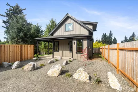 2907 Cedarwood Ave, Bellingham, WA 98225