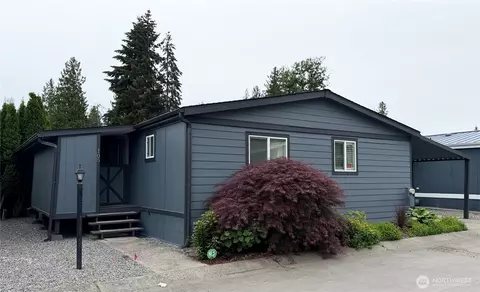 607 37th St SE #105, Auburn, WA 98002