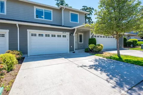 1617 SW Stremler Dr, Oak Harbor, WA 98277