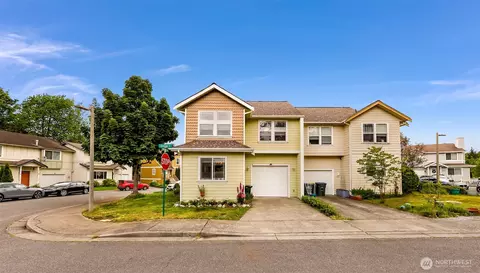 4223 Spring Ct, Bellingham, WA 98226