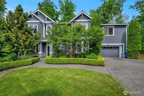 6680 163rd Pl SE, Bellevue, WA 98006