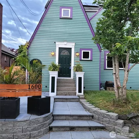 1600 27th Ave, Seattle, WA 98122