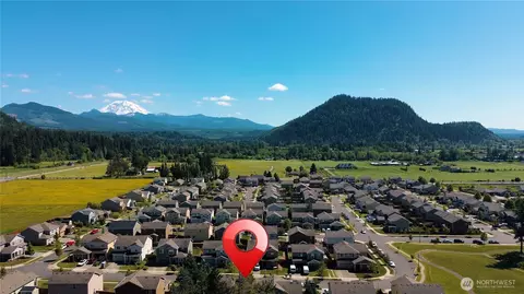 View/Area - 963 Bondgard Ave E, Enumclaw, WA 98022 photo 2 of 4