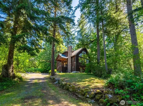 8574 Mount Baker Hwy, Deming, WA 98244